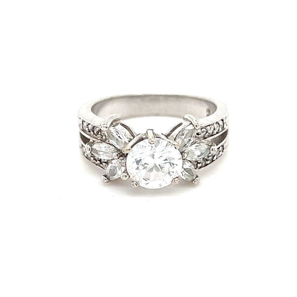 ❌Sparkling Cz Silver‎ Plated Ring